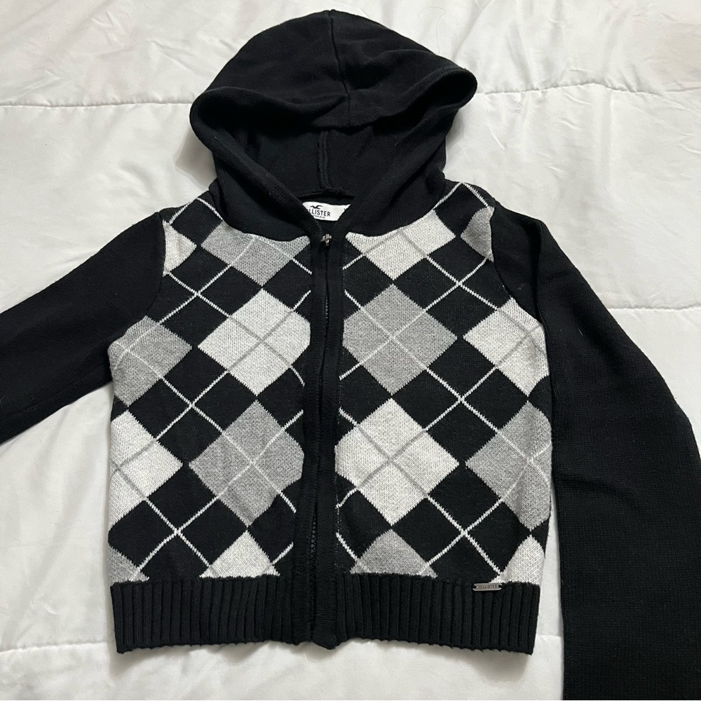 Hooded Sweater